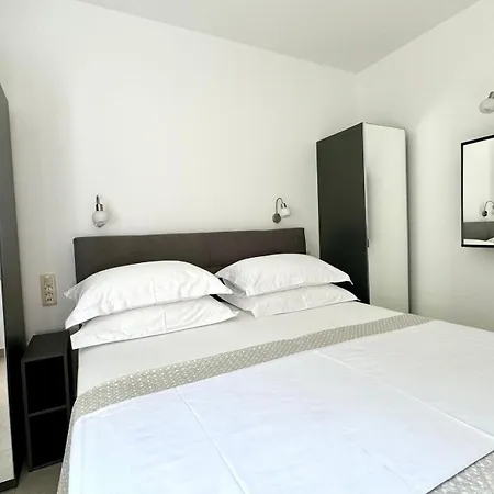 17 Pines Premium Makarská