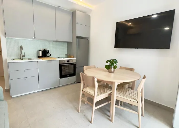 17 Pines Premium * מאקרסקה